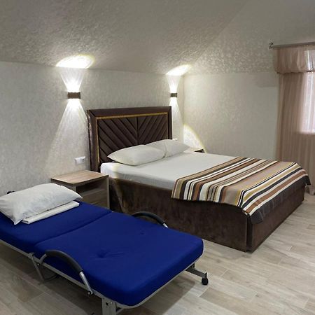 Гостинично-Банный Комплекс Майами Люкс Hotel Kostanay Eksteriør billede